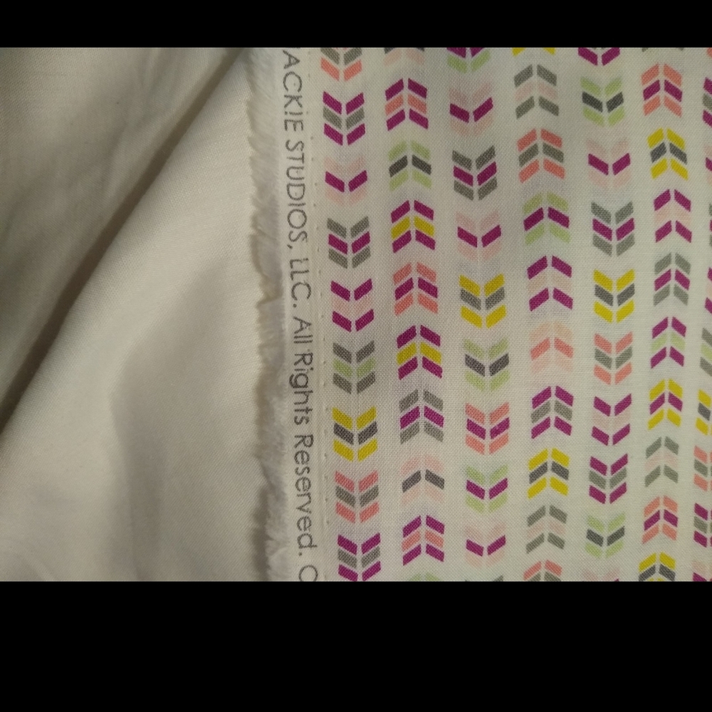 Colorful Arrow Patterned Fabric - Picture 5 of 6